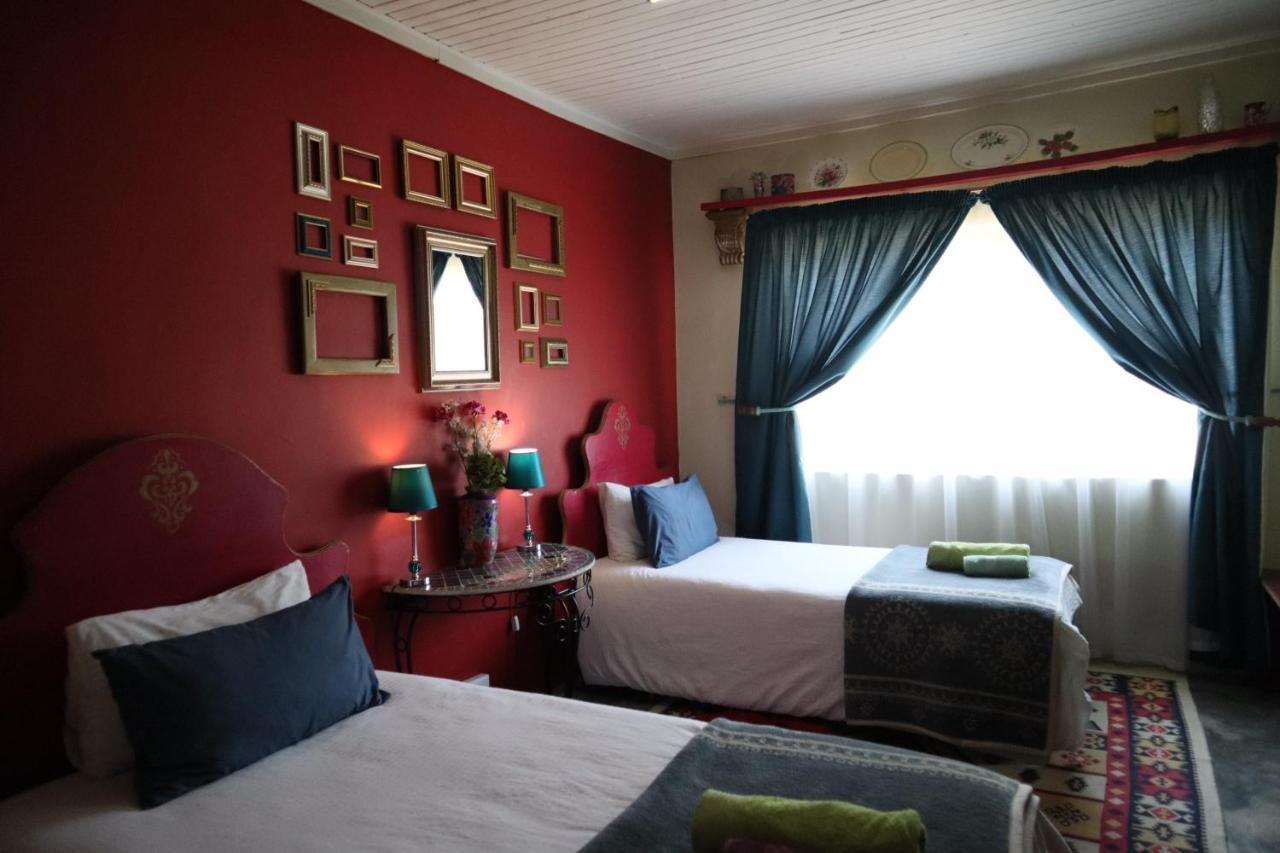Rocks & Roses Farm Stay Lochiel Exterior foto