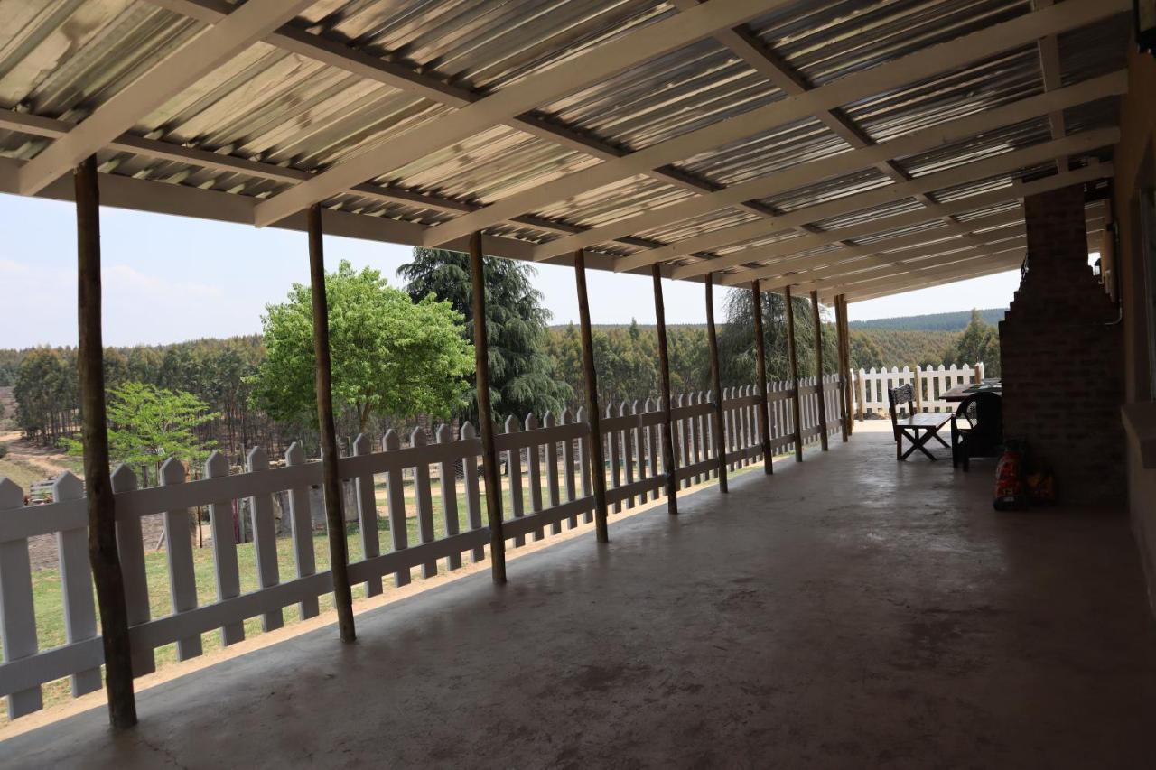 Rocks & Roses Farm Stay Lochiel Exterior foto