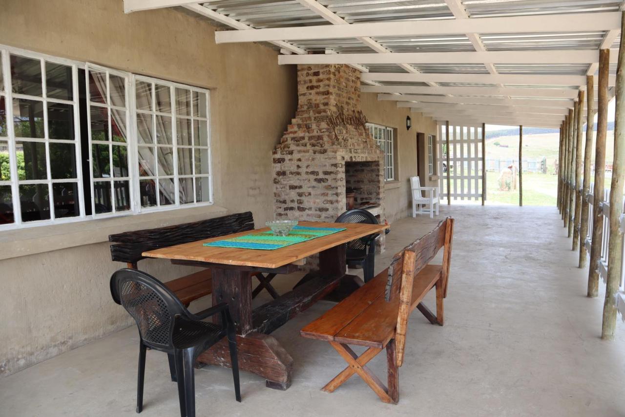 Rocks & Roses Farm Stay Lochiel Exterior foto
