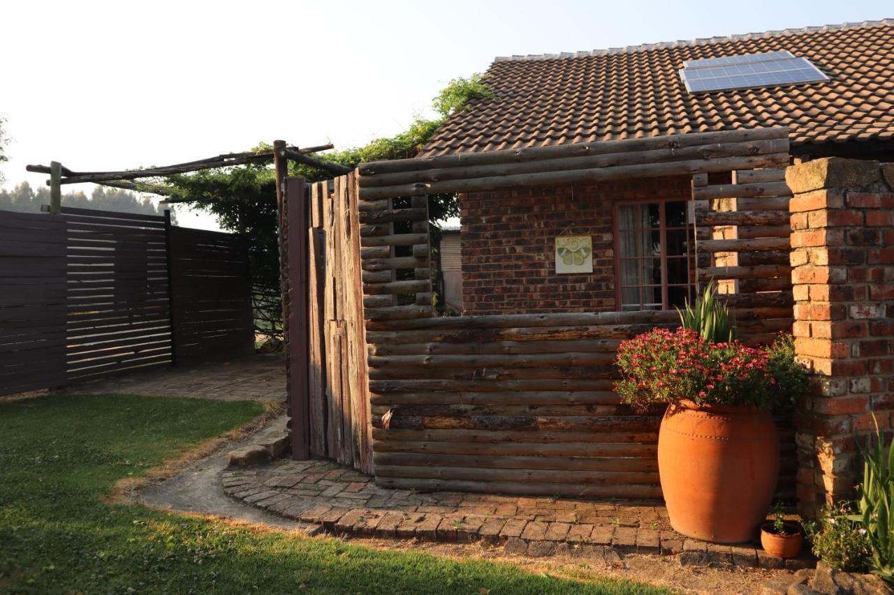 Rocks & Roses Farm Stay Lochiel Exterior foto